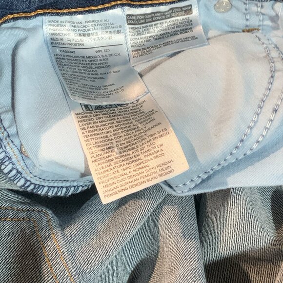 Levi's 415 Relaxed Bootcut Jeans WOMENS size 22W, Stretch, BLUE - Picture 5 of 10